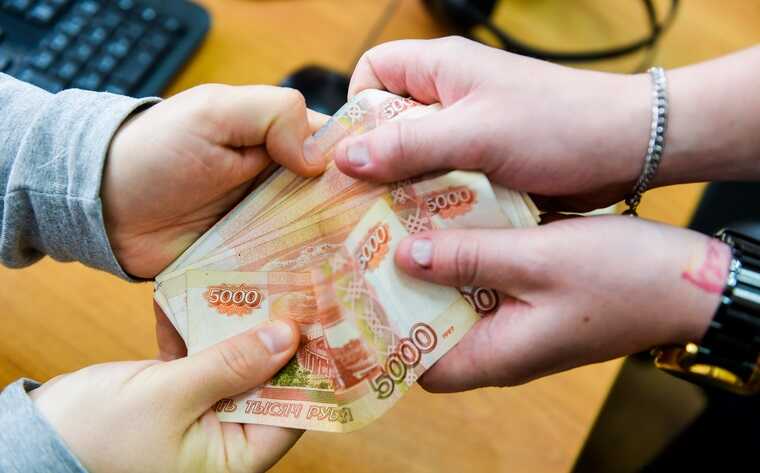 В Орле суд приговорил заместителя главного врача и главного бухгалтера «Родильного дома» за получение взяток более 8,6 миллиона рублей