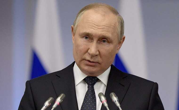 Владимир Путин на ПМЭФ сообщил о минимальном уровне бедности в истории России