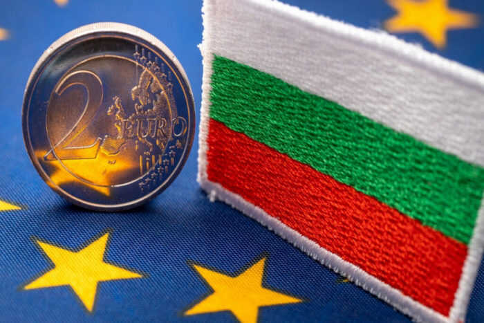Министры финансов ЕС утвердили вступление Болгарии в еврозону