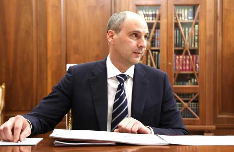 Скандал с грантами в Дептуризма Свердловской области угрожает избирательной кампании Дениса Паслера