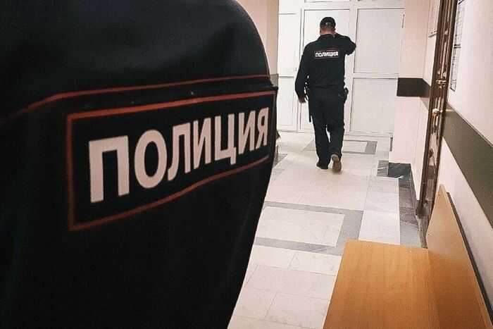 Суд Уфы арестовал автомобили и квартиру бывшего сотрудника полиции за сомнительные доходы